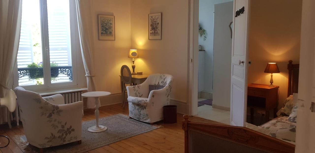 Maison Anne Face To Park In Vernon Giverny Екстериор снимка
